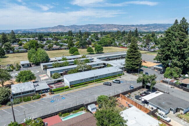 Pueblo Vista Elementary School is located in Napa, California.