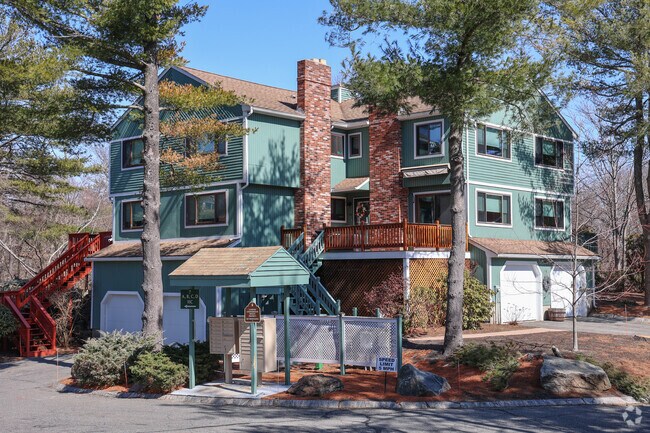 Condominiums have become a popular and appealing choice for first-time homebuyers in the Highland Avenue area, offering modern amenities, low-maintenance living, and a vibrant community atmosphere.