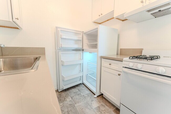 Kitchen and new appliances