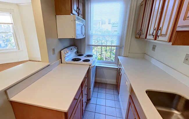 370 Commonwealth Ave unit 379-9, Boston, MA 02215 - photo 2