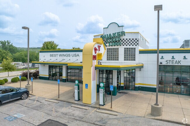 Discover an explosion of flavor at Quaker Steak and Lube in Valley View.