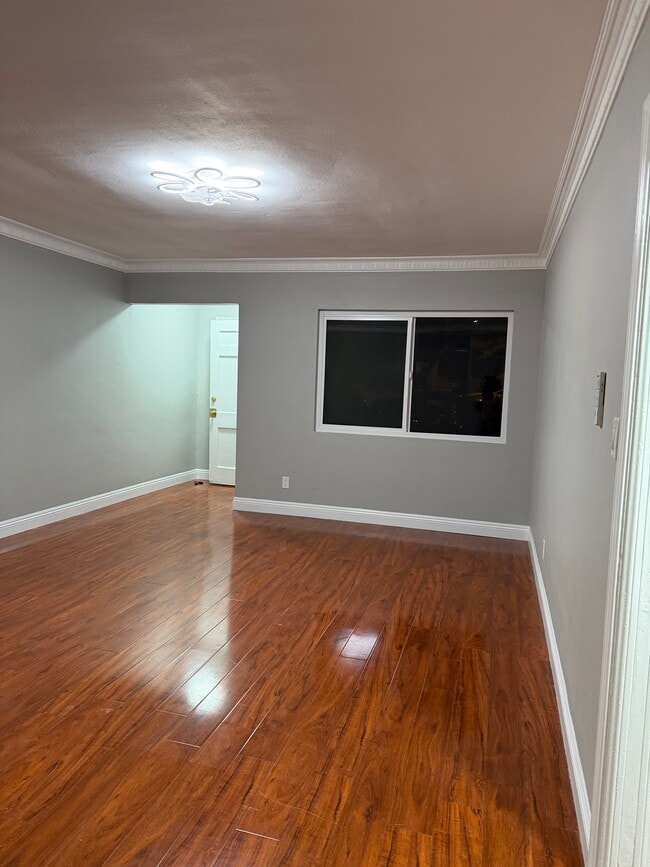 1483 Allison Ave, Los Angeles, CA 90026 - photo 2