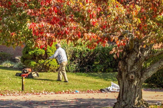 Residents experience a welcoming community within Georgetown, KY's Indian Hills.