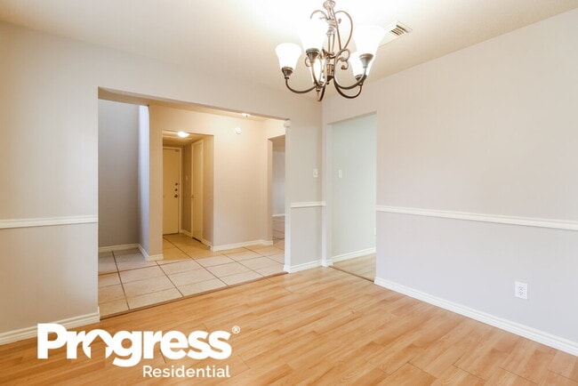 18734 Cleeve Cl, Humble, TX 77346 - photo 7