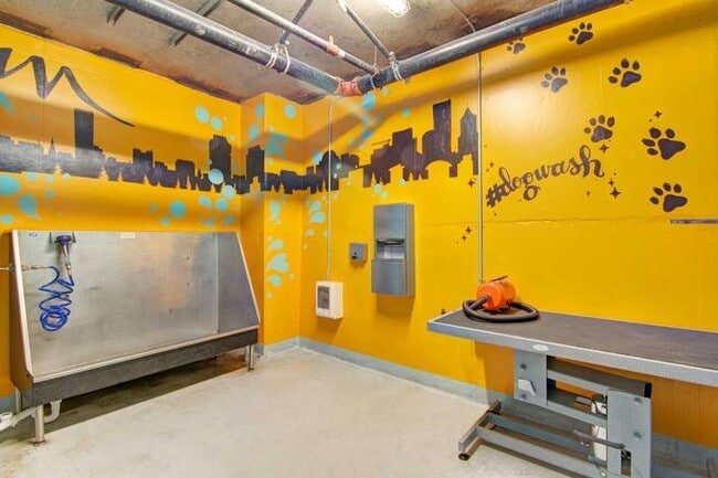 Tanner Flats Apartments, Portland, OR 97201 - photo 7