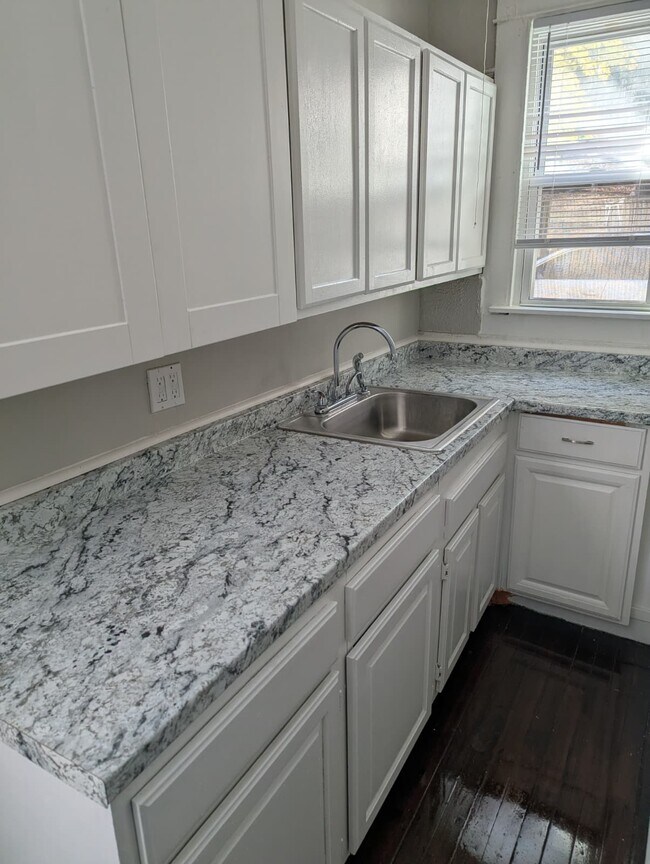 1700 State St unit 1, Hamden, CT 06517 - photo 6