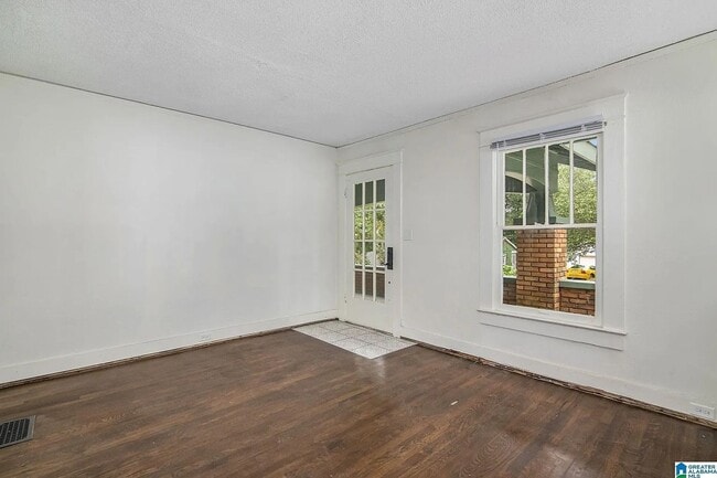 7729 7th Ct S, Birmingham, AL 35206 - photo 5