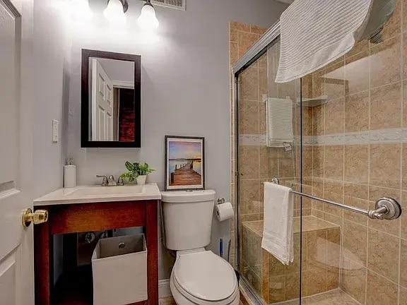 141 N Patterson Park Ave, Baltimore, MD 21231 - photo 3