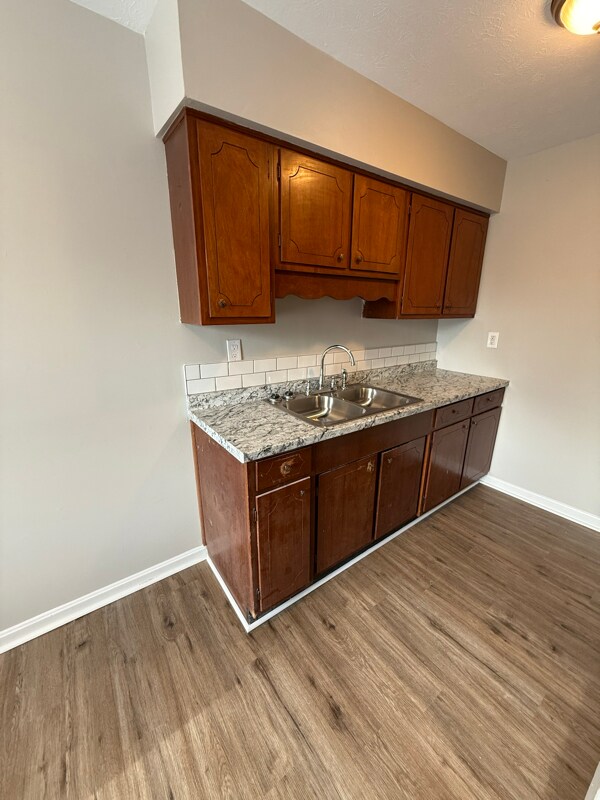 2055 Peabody Ln unit 3, Louisville, KY 40218 - photo 3