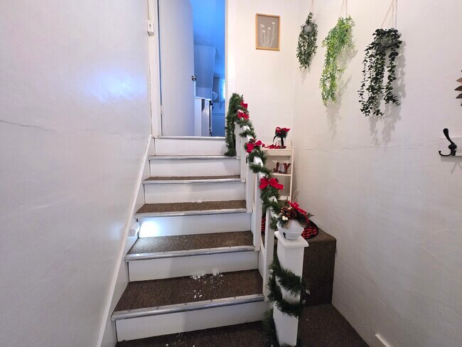 504 N Rath Ave unit 1, Ludington, MI 49431 - photo 4