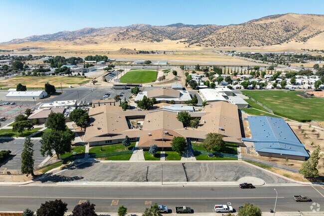 A view of Jacobson Middle School buildings as seen from the air.