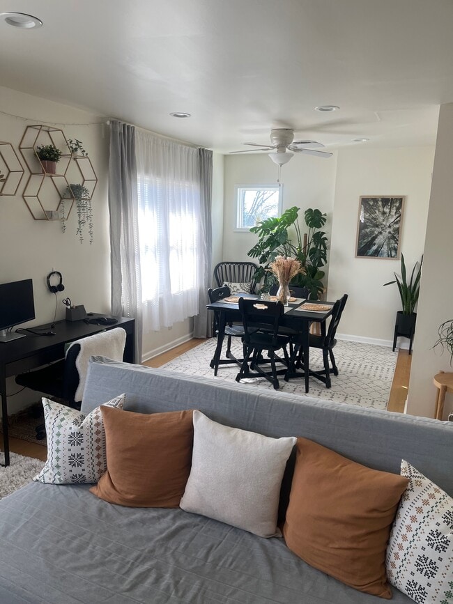 106 Dallas Rd unit 2nd Floor, Willow Grove, PA 19090 - photo 3