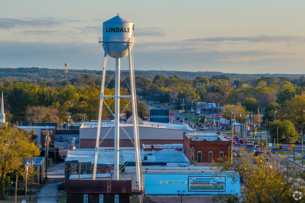 1003641_Lindale_081125_GFXUpdate_JW_V1