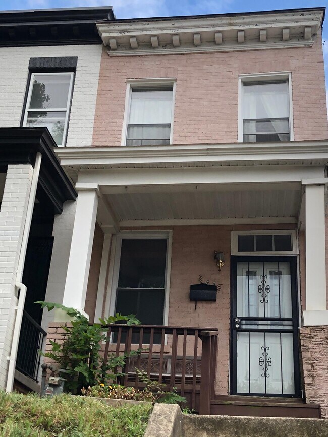 45 Todd Place NE, Washington, DC 20002