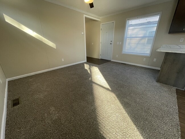 38054 Versailles St, Clinton Township, MI 48038 - photo 3