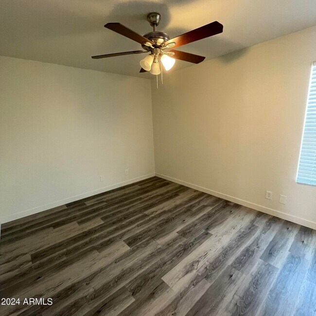 6641 W Ocotillo Rd unit 202, Glendale, AZ 85301 - photo 4