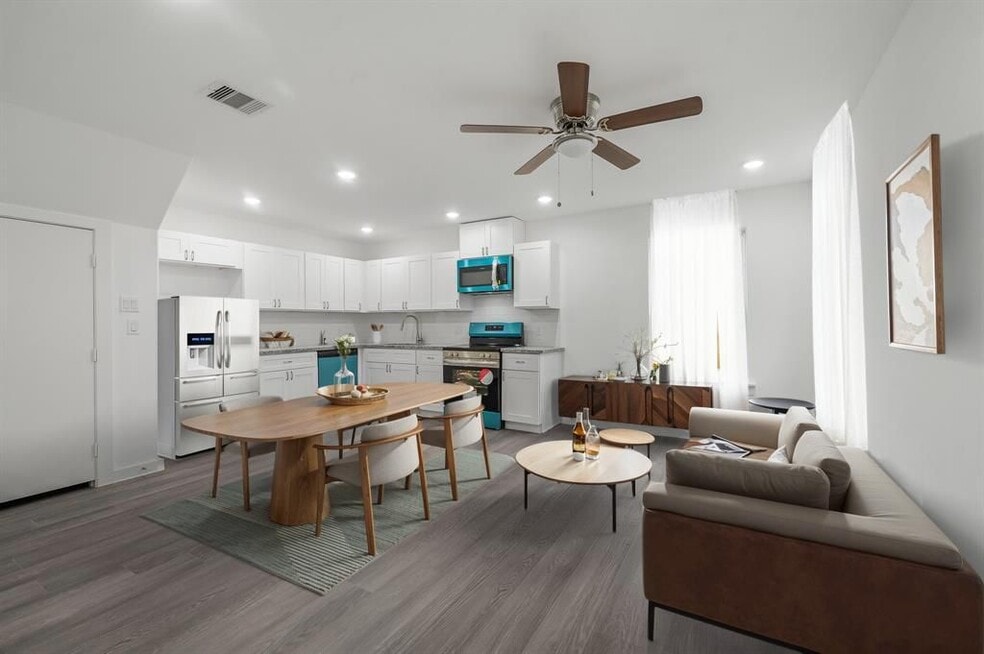 8011 Caddo Rd, Houston, TX 77078 - photo 1