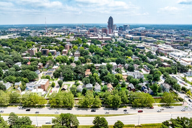 Residents of Sherman Hill love their quaint, historic neighborhood just minutes from downtown.