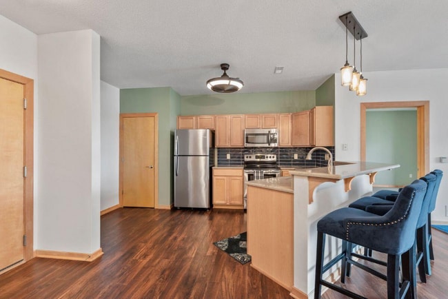 10900 W Bluemound Rd unit 113, Milwaukee, WI 53226 - photo 5