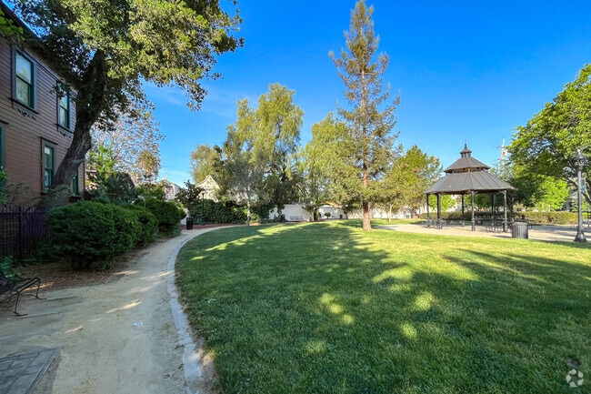 Green space at O'Donnell Garden Park in San Jose Sun neighborhood.