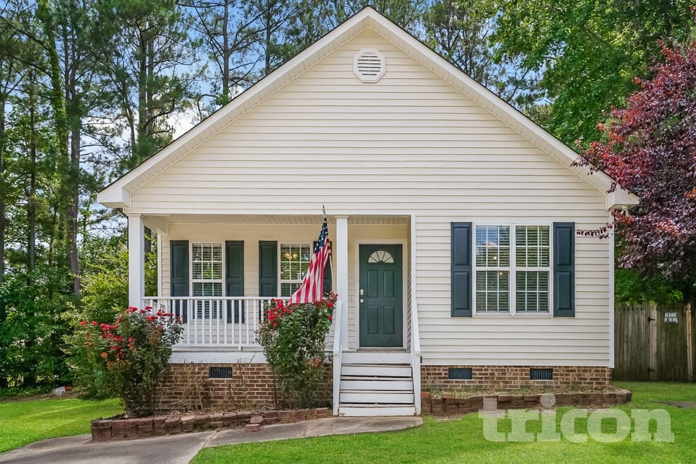 1117 Woodbriar St, Clayton, NC 27520 - photo 1