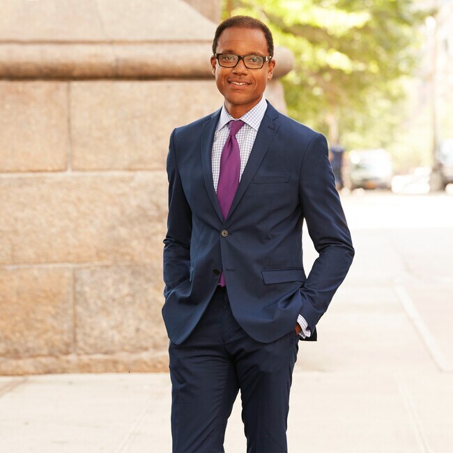 Agent Photo