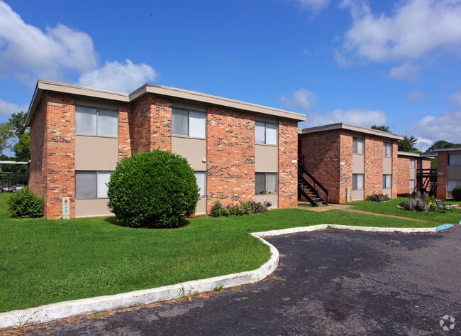 Riverbend Residences, Tuscaloosa, AL 35405 - photo 7