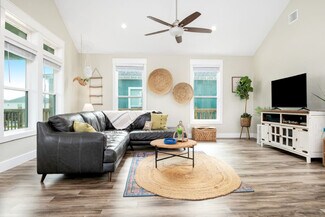 951 Gulf Shores Dr Unit ID1223242P, Bolivar Peninsula, TX 77650