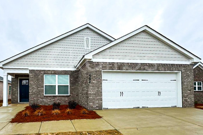 394 Angela St, Prattville, AL 36066 - photo 1