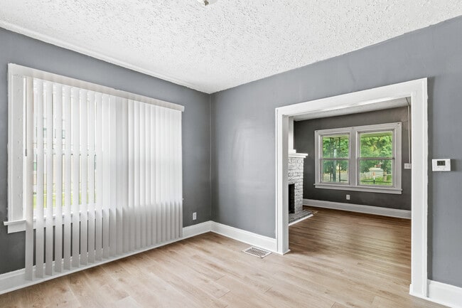 977 E 17th Ave, Columbus, OH 43211 - photo 6