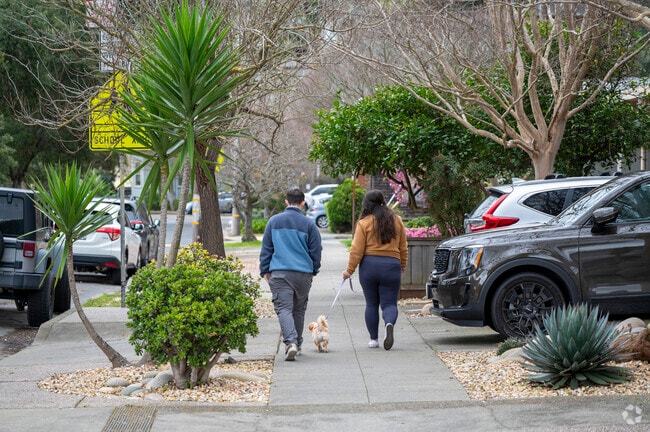The Santa Fe neighborhood is very pet friendly.