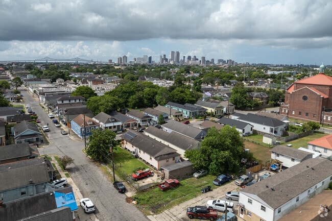 Saint Roch is located just minutes away from downtown New Orleans.