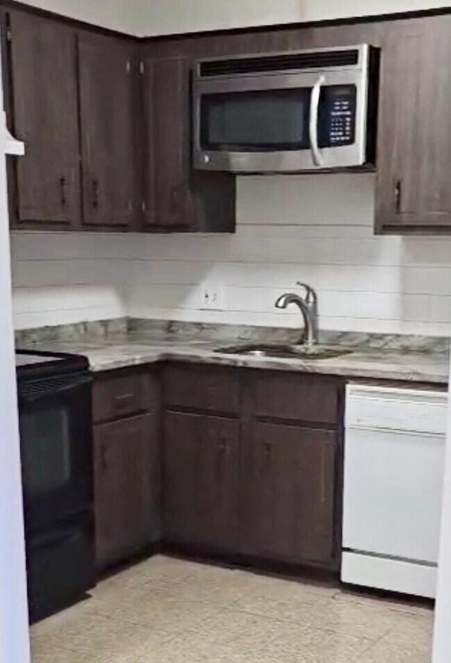 APTS in Everett, Malden, Chelsea & Boston, Everett, MA 02149 - photo 4