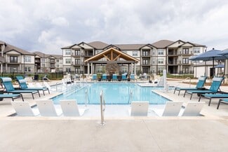 209 Wilmont Dr, Hendersonville, NC 28792