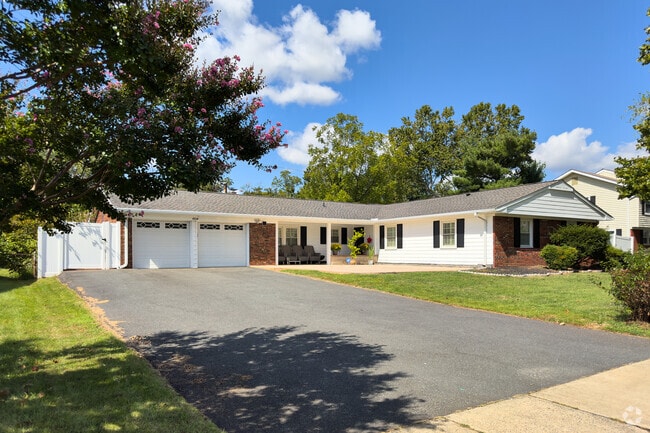 A Rambler style home with clean lines in Greenbriar, Virginia.