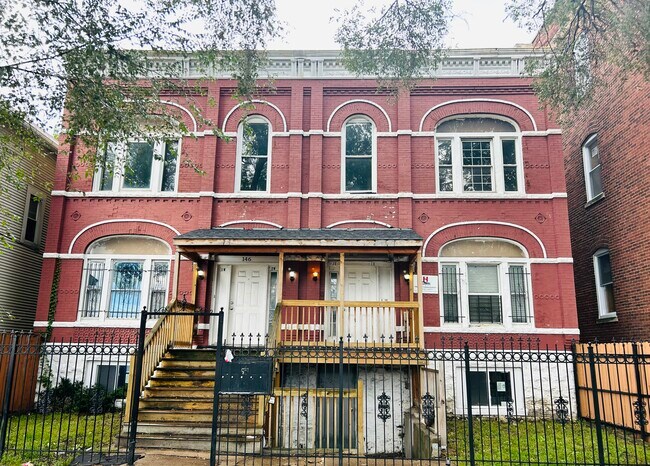 146 W 66th St unit 2W, Chicago, IL 60621 - photo 2