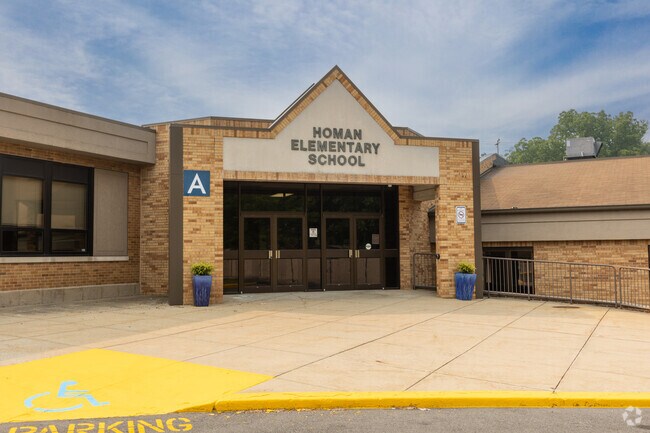 Homan Elementary provides exemplary education to the students of Schererville.