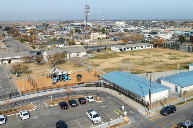 A view of Washington Elementary School in Mendota.