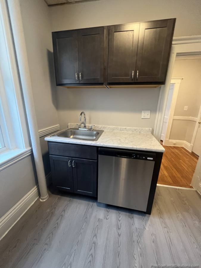 153 Kelton St unit 3, Allston, MA 02134 - photo 1