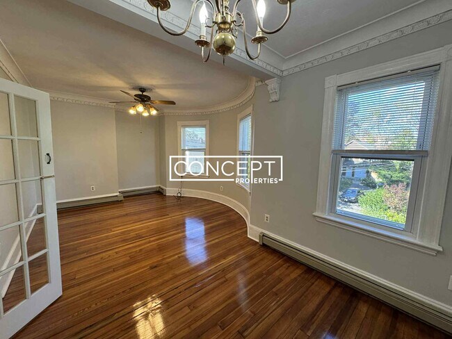 11 Chilcott Place unit 2, Jamaica Plain, MA 02130 - photo 6