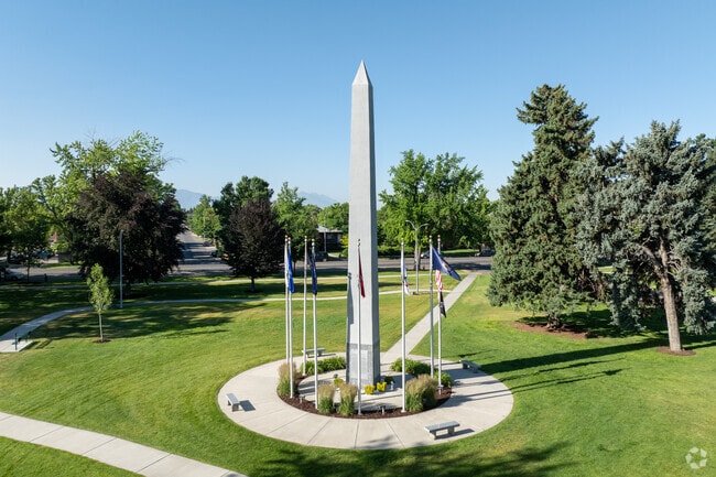 Memorial Park in Joaquin is a short drive from Foot Hills, perfect for outdoor fun.