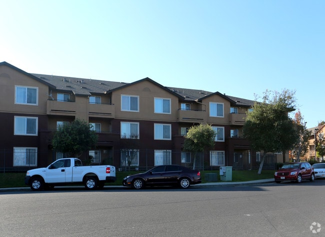Heritage Park at Hilltop| 55+ Senior Affordable Community, Richmond, CA 94806 - photo 7