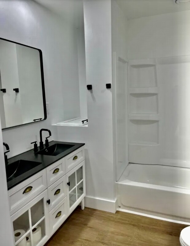 1713 5th St, La Porte, IN 46350 - photo 5