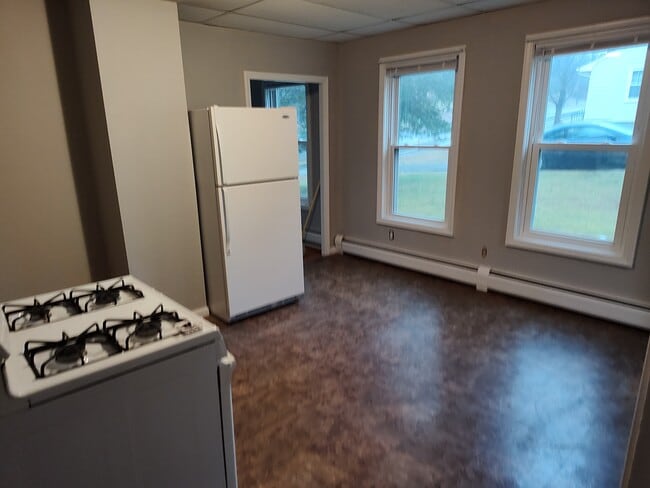 59 Old River Rd, Lincoln, RI 02865 - photo 4