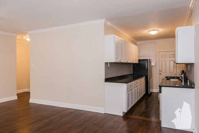 732 W Roscoe St unit 1N, Chicago, IL 60657 - photo 4