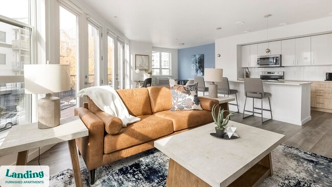 1055 N Anchor Way unit 234, Portland, OR 97217 - photo 2