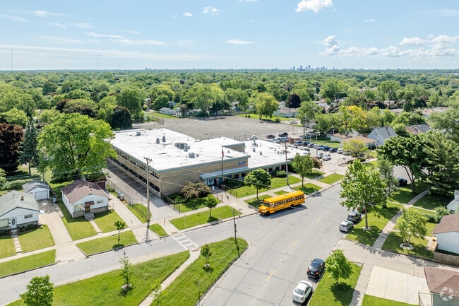 Byron Kilbourn School is a public school located in Milwaukee, WI.