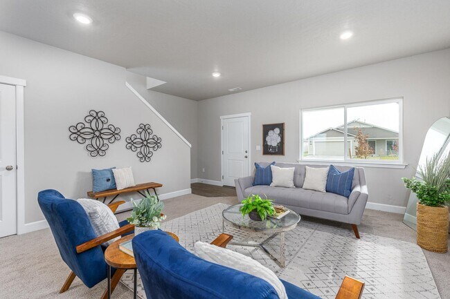 894 NE Laurel Springs Dr, Hermiston, OR 97838 - photo 3