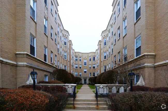 910-916 Judson, Evanston, IL 60202 - photo 2