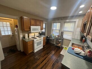 53 Fairfax St Unit 1, Somerville, MA 02144